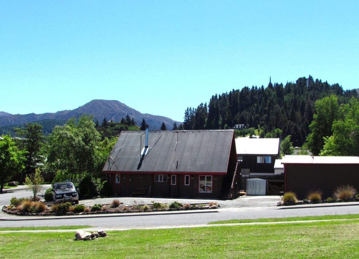 Hanmer Backpackers Hostel Hanmer Springs Exterior photo