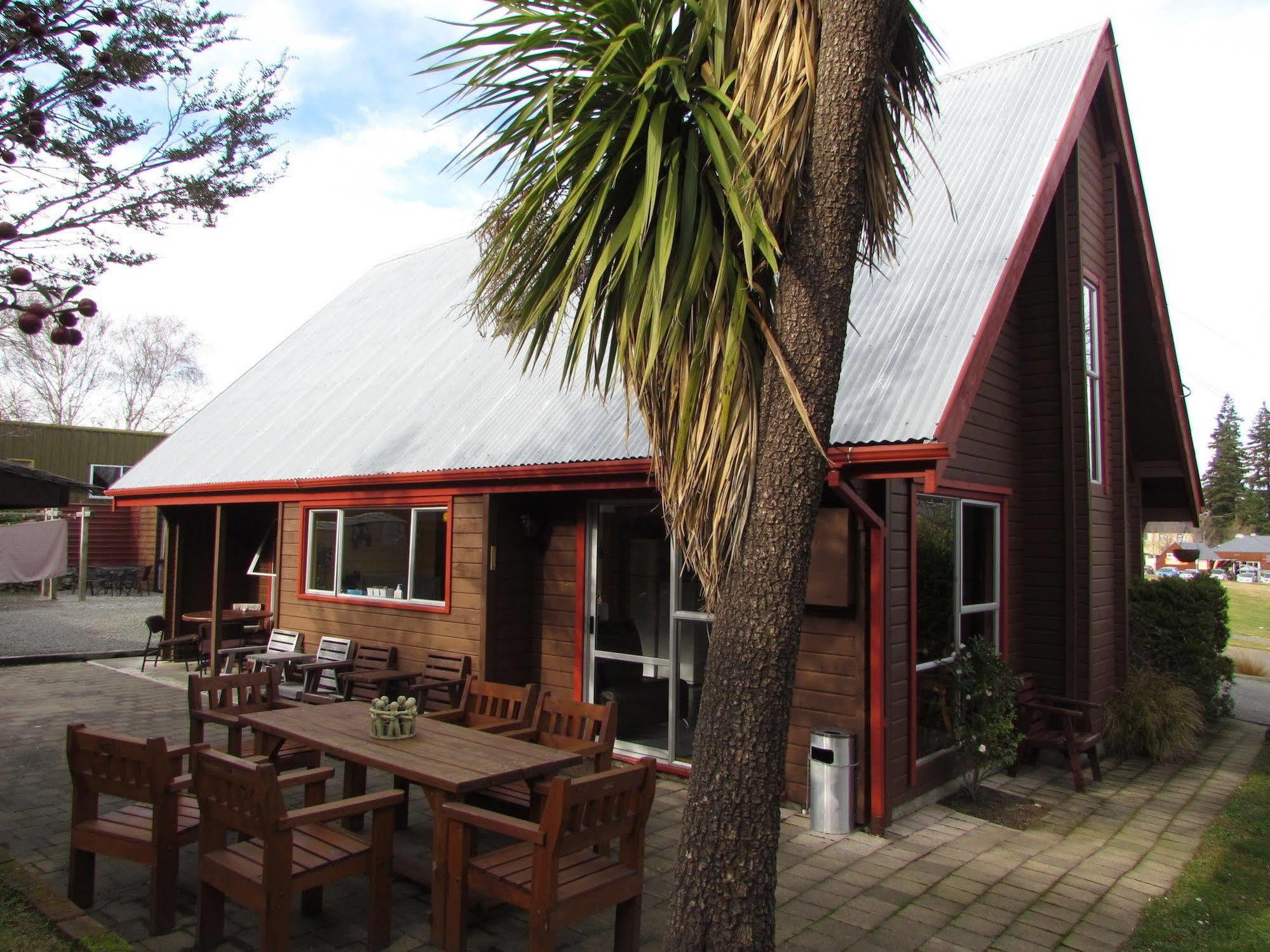 Hanmer Backpackers Hostel Hanmer Springs Exterior photo